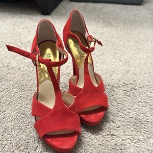 Michael Kors Red Velvet Size 6